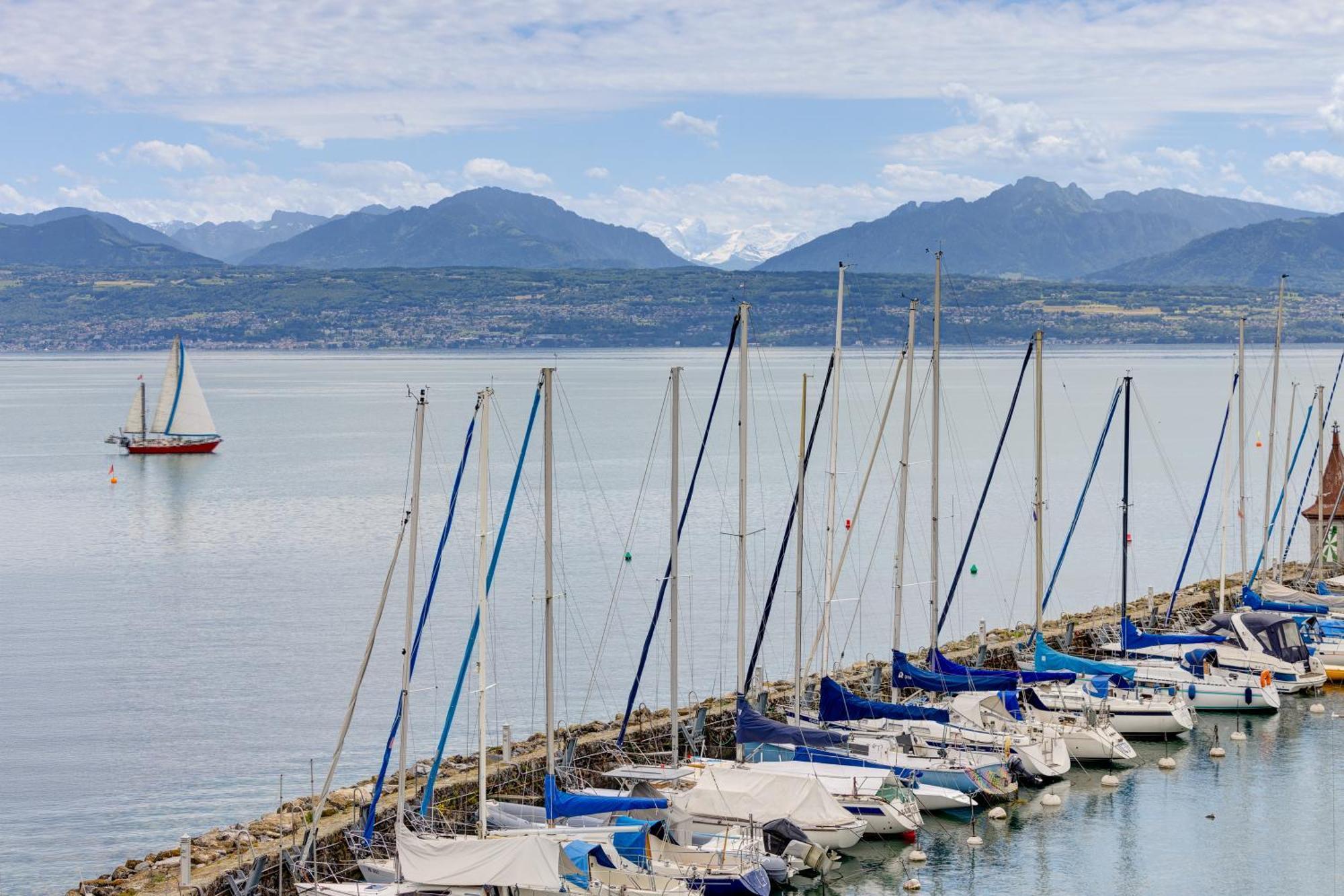 Romantik Hotel Mont Blanc Au Lac Morges Exterior photo